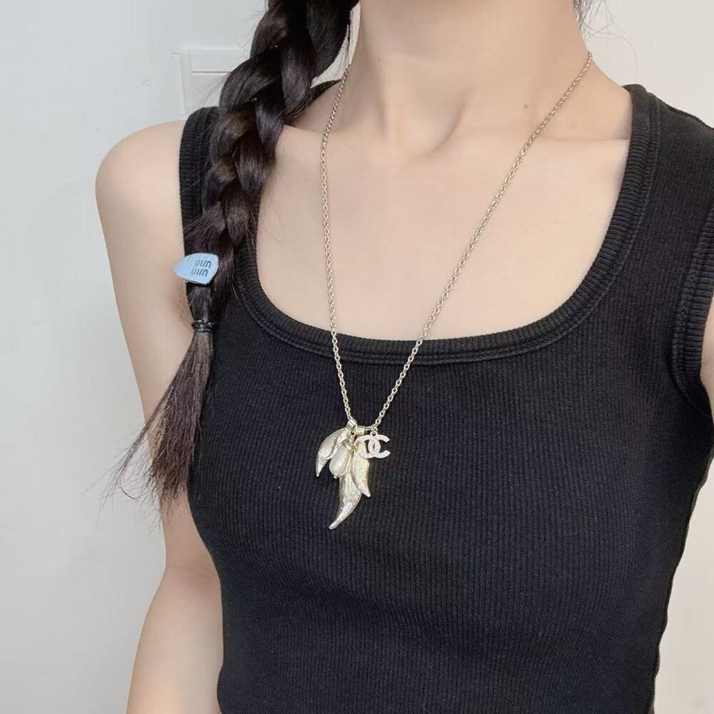 CHANEL Leaf & Pearl Pendant Necklace with CC Logo